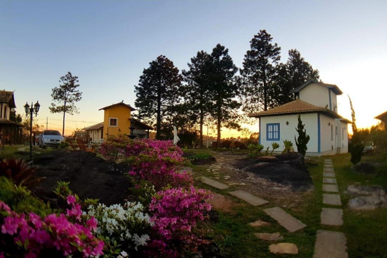 Pousada Vila Sao Francisco โอว์โรเปรโต ภายนอก รูปภาพ